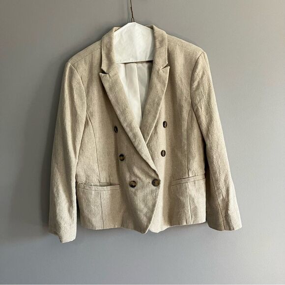 Loft Jacket - Picture 1 of 5